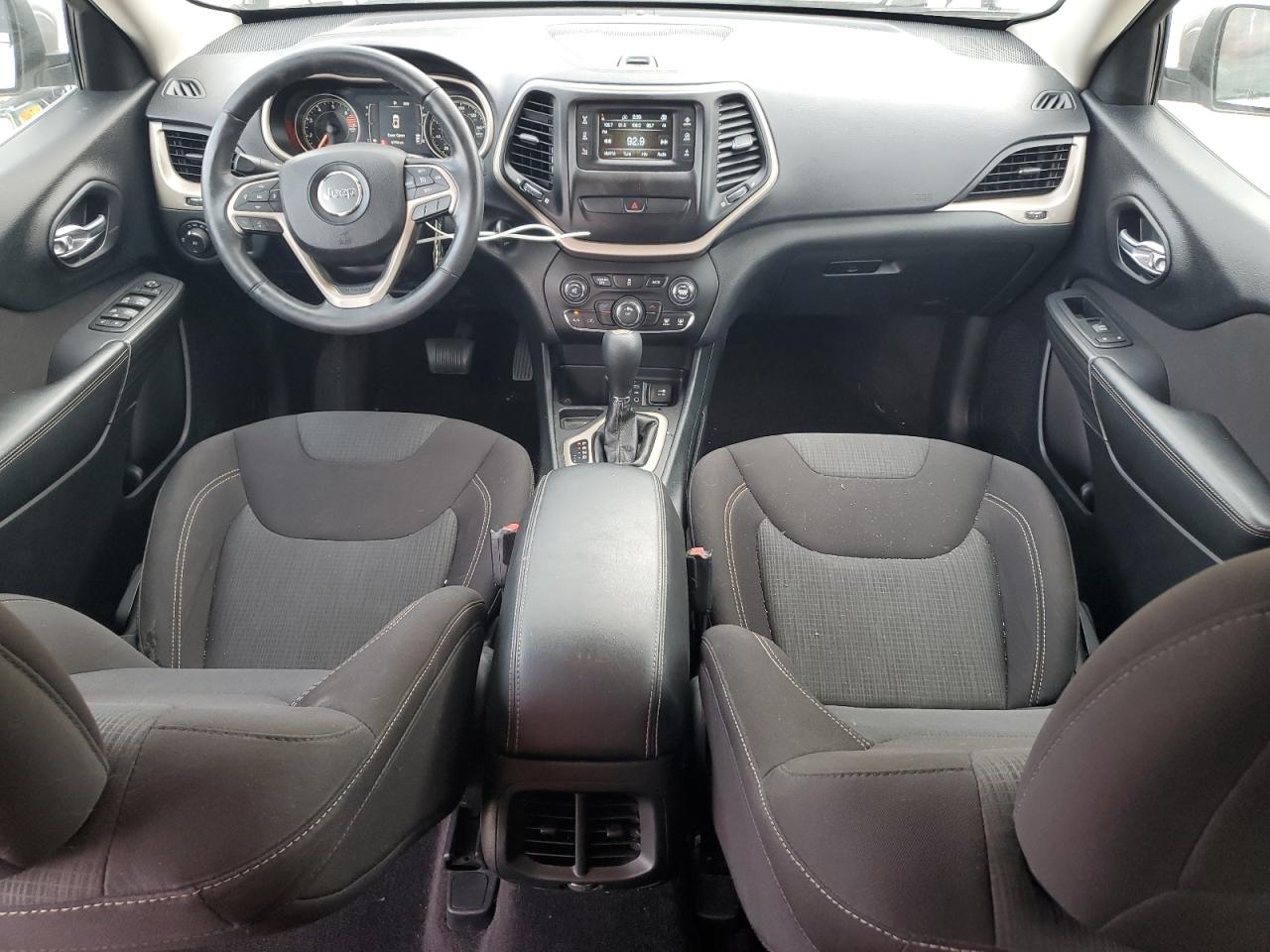 2016 Jeep Grand Cherokee - Image 8