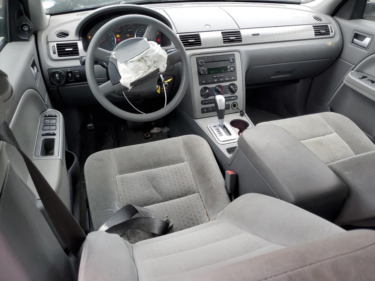 2006 Ford Five Hundred - Image 8