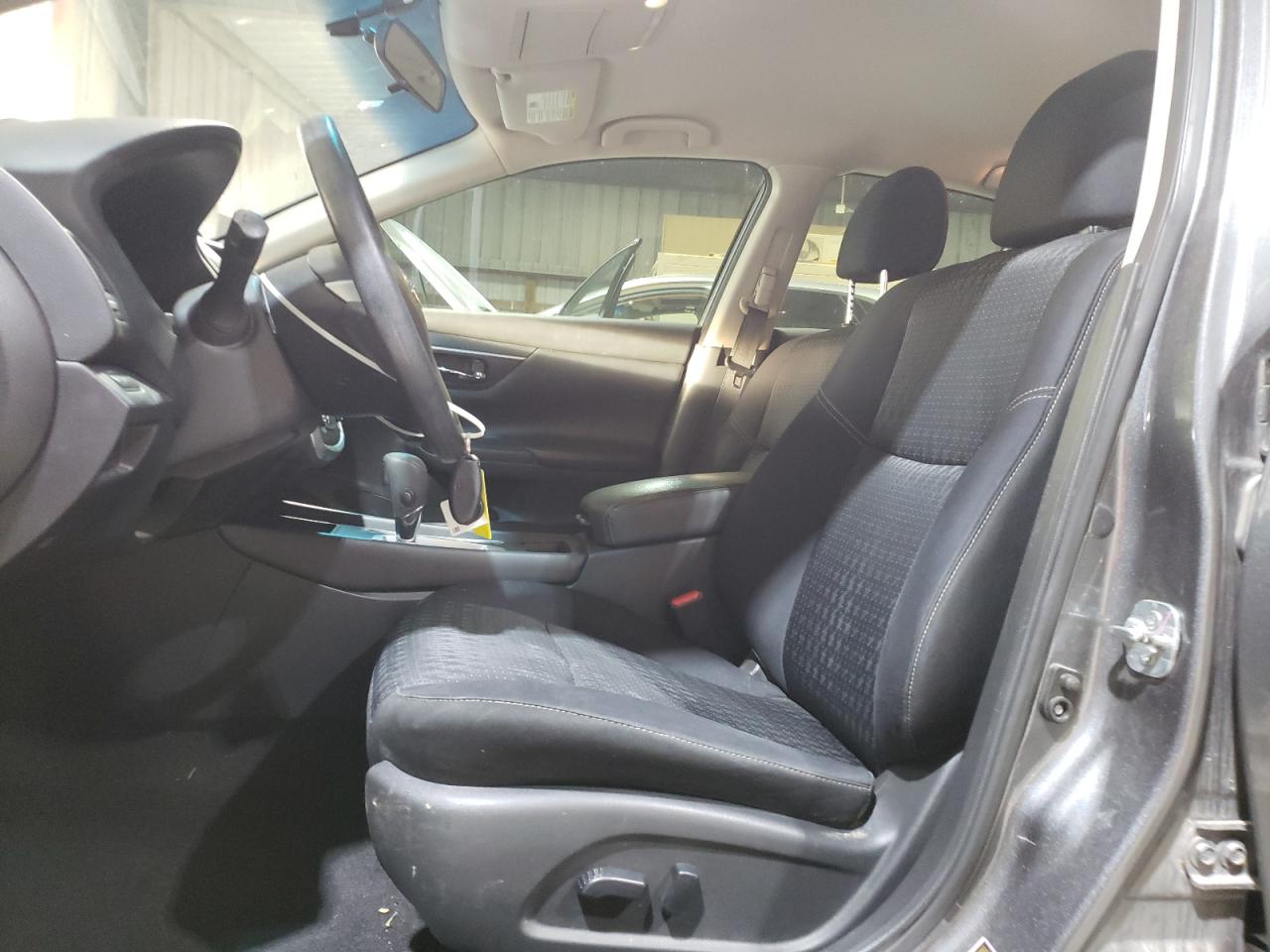 2017 Nissan Altima - Image 7