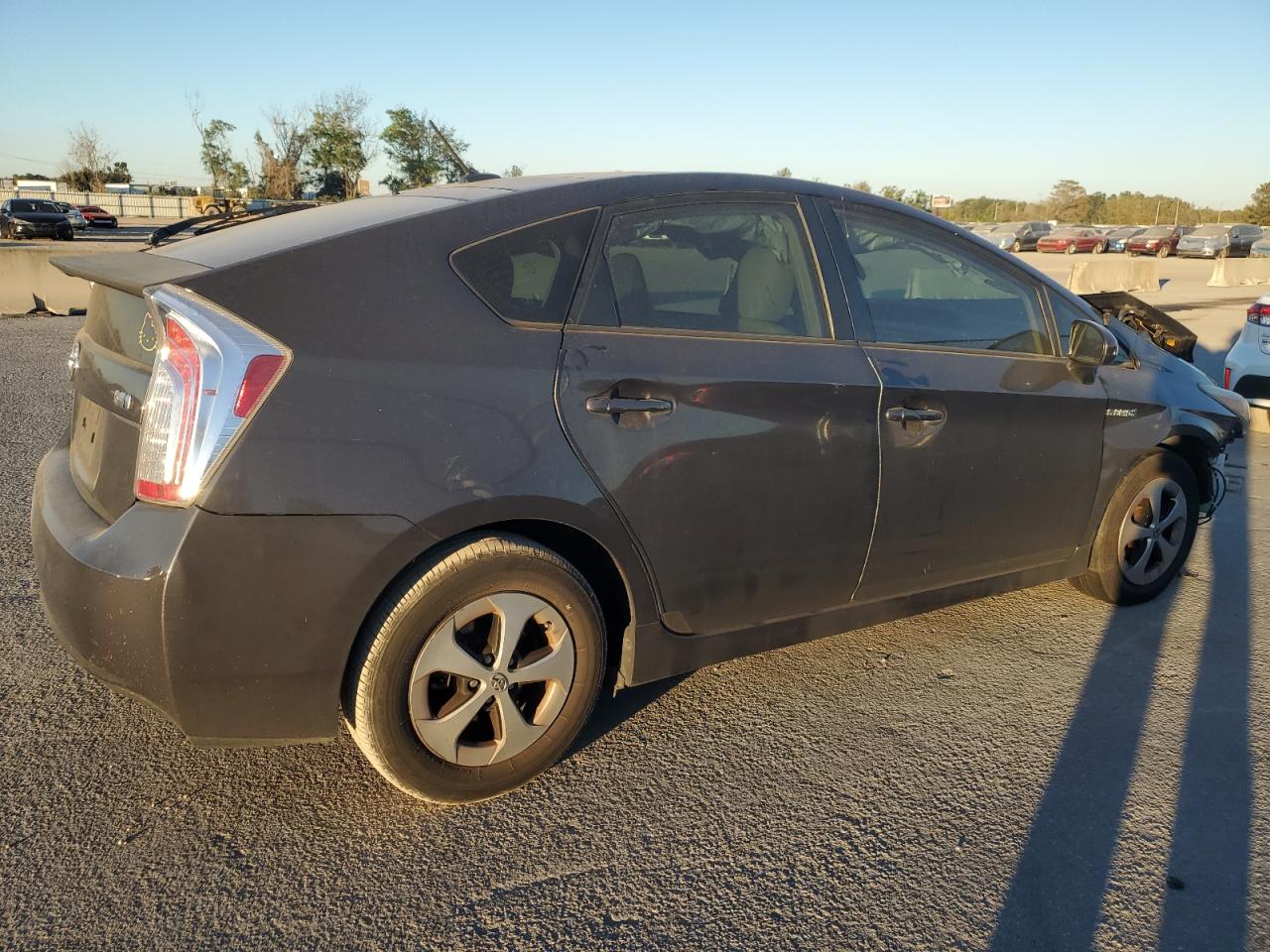 VIN JTDKN3DU2D5582667 2013 TOYOTA PRIUS no.3