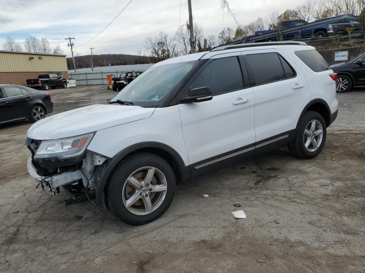 2017 Ford Explorer - Image 1