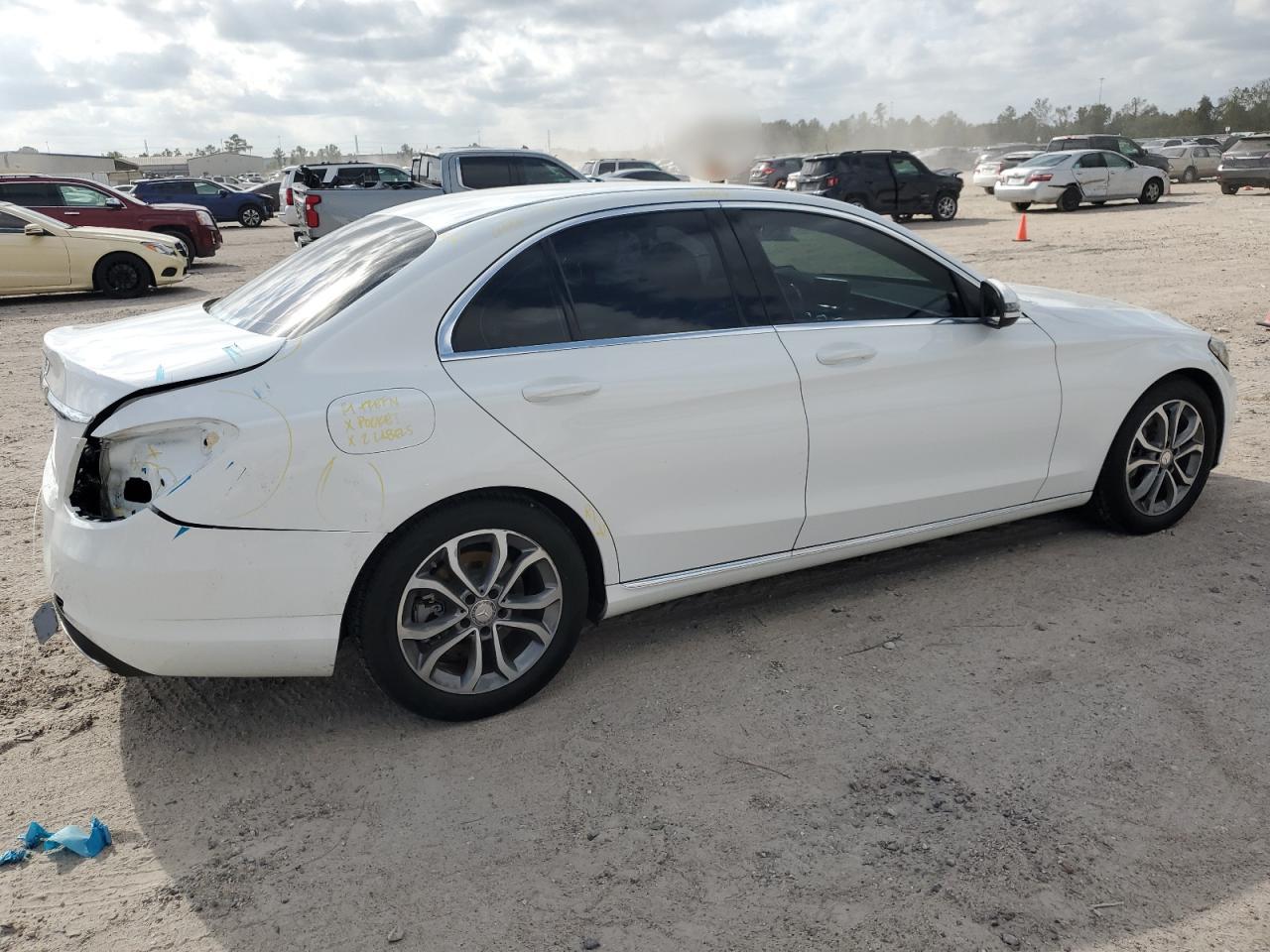 VIN 55SWF4JB4GU118451 2016 MERCEDES-BENZ C-CLASS no.3