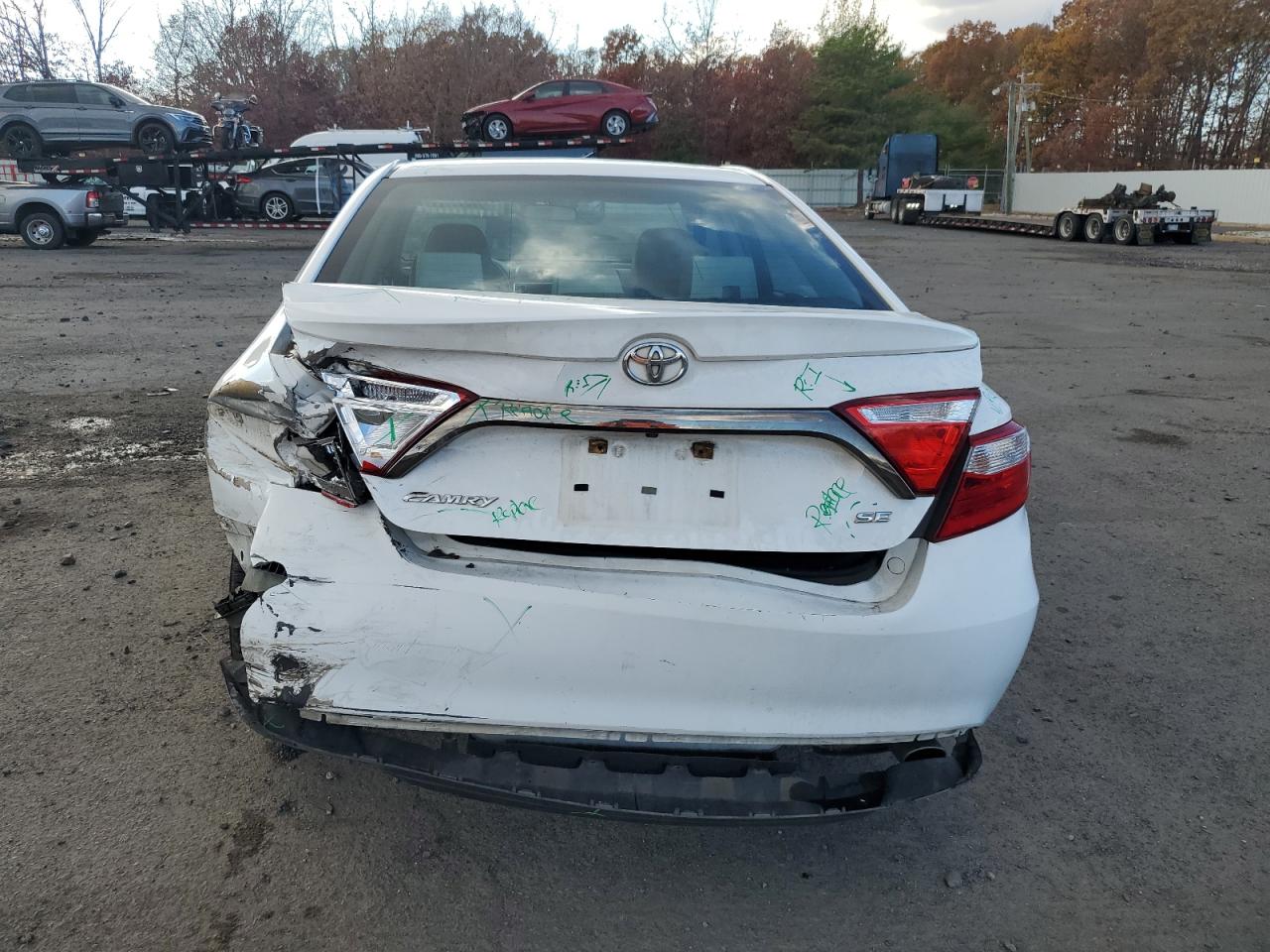 2016 Toyota Camry Le VIN: 4T1BF1FK1GU183347 Lot: 80368334