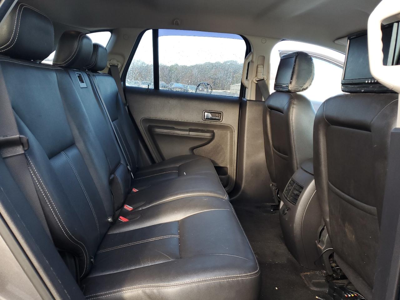 2009 Ford Edge - Image 12