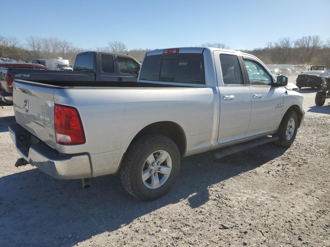 2016 RAM 1500 - Image 3