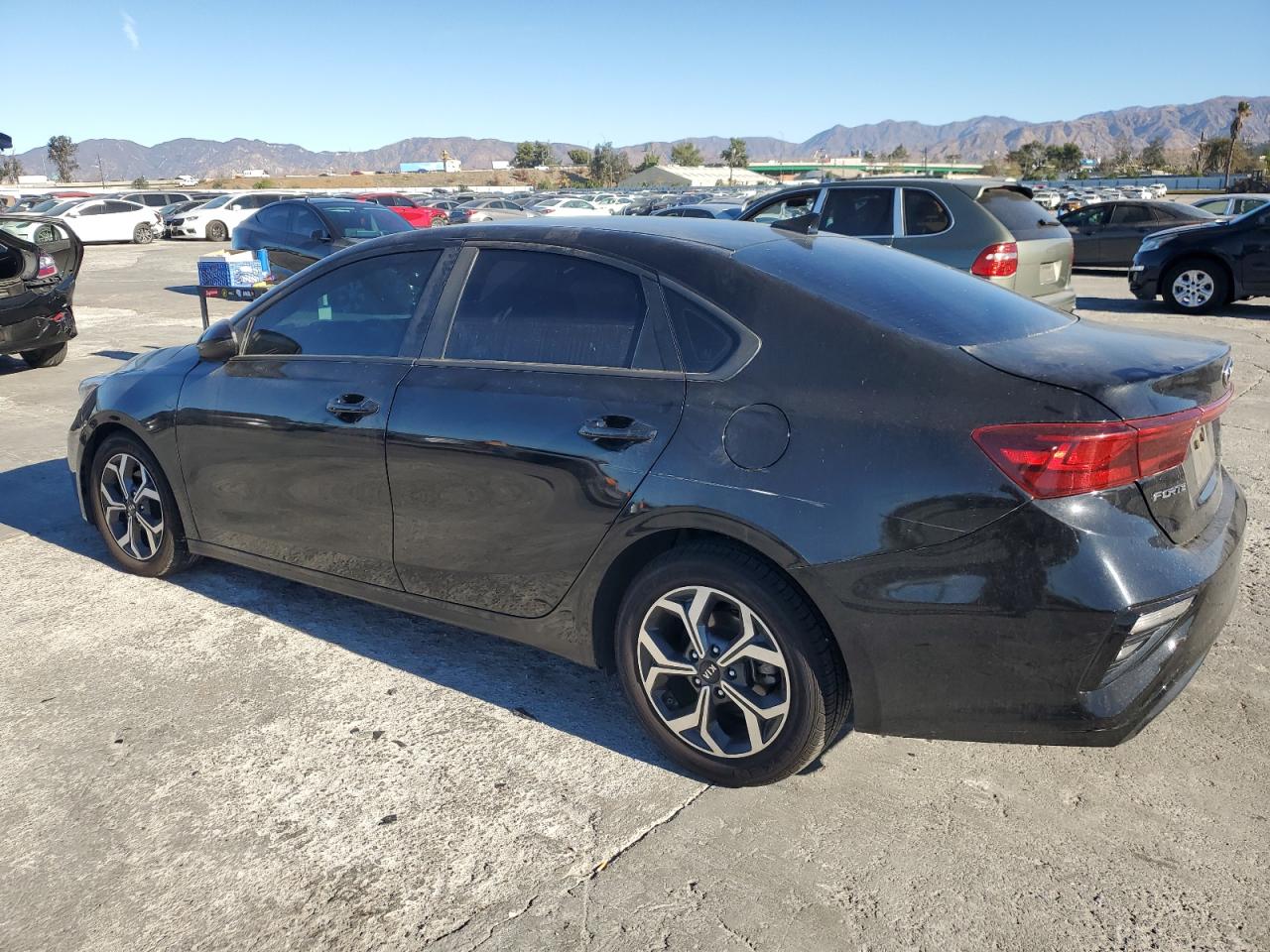 2020 Kia Forte - Image 2