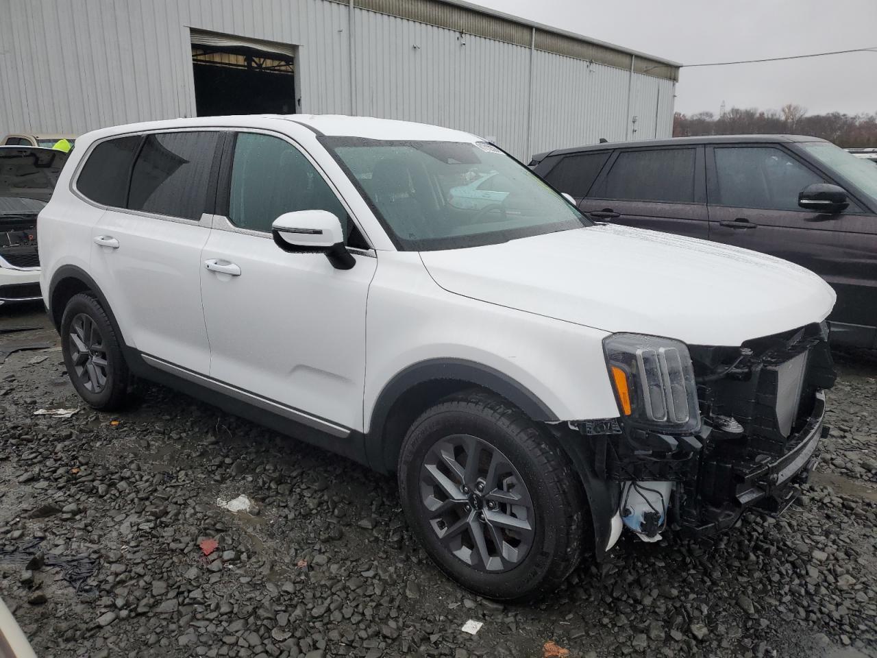 2023 Kia Telluride - Image 4