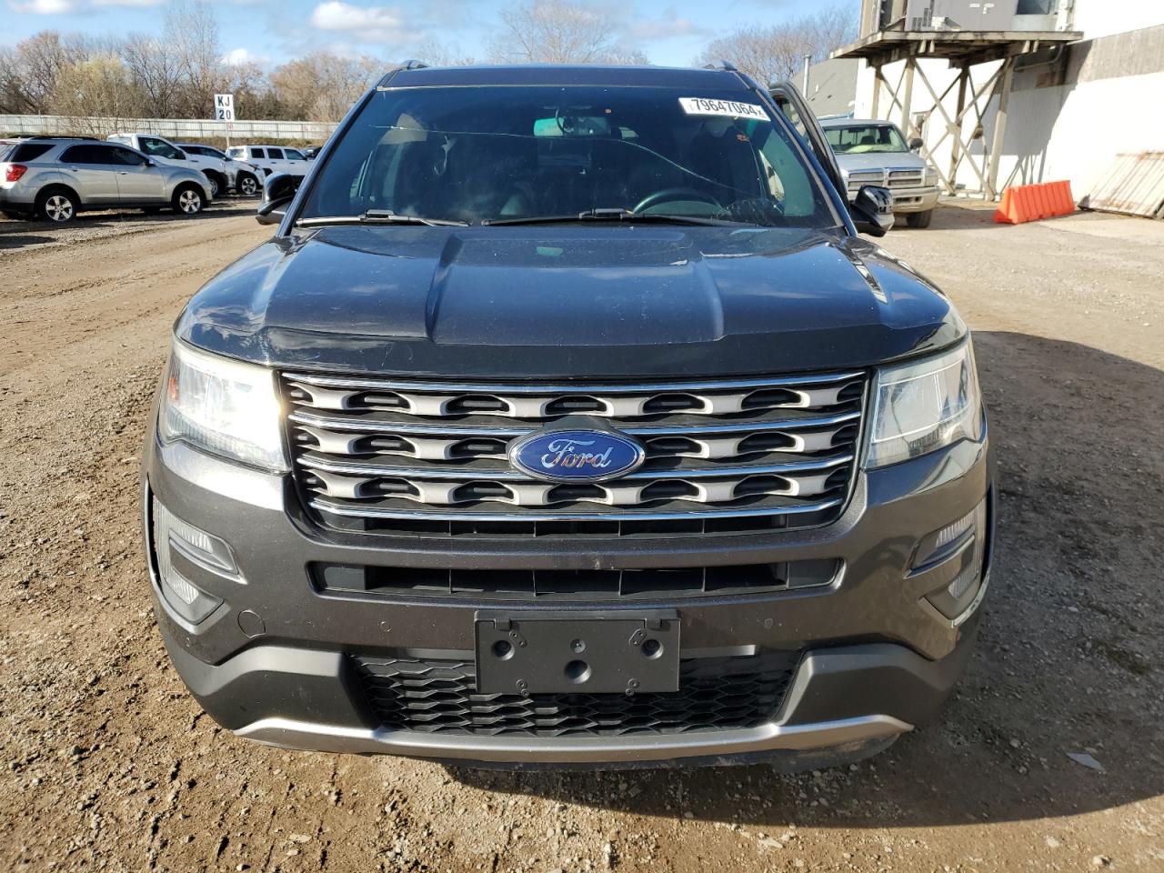 2016 Ford Explorer - Image 5