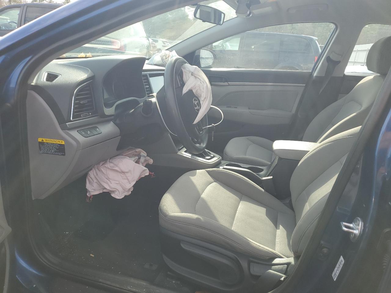 2018 Hyundai Elantra - Image 7