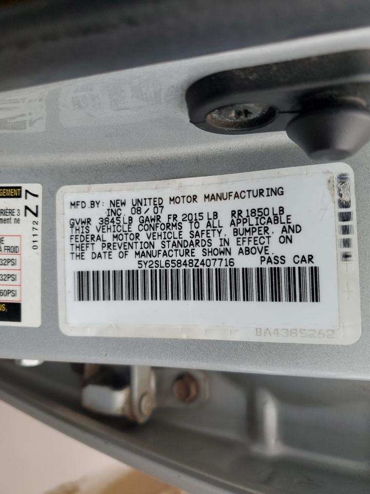 2008 Pontiac Vibe - Image 12