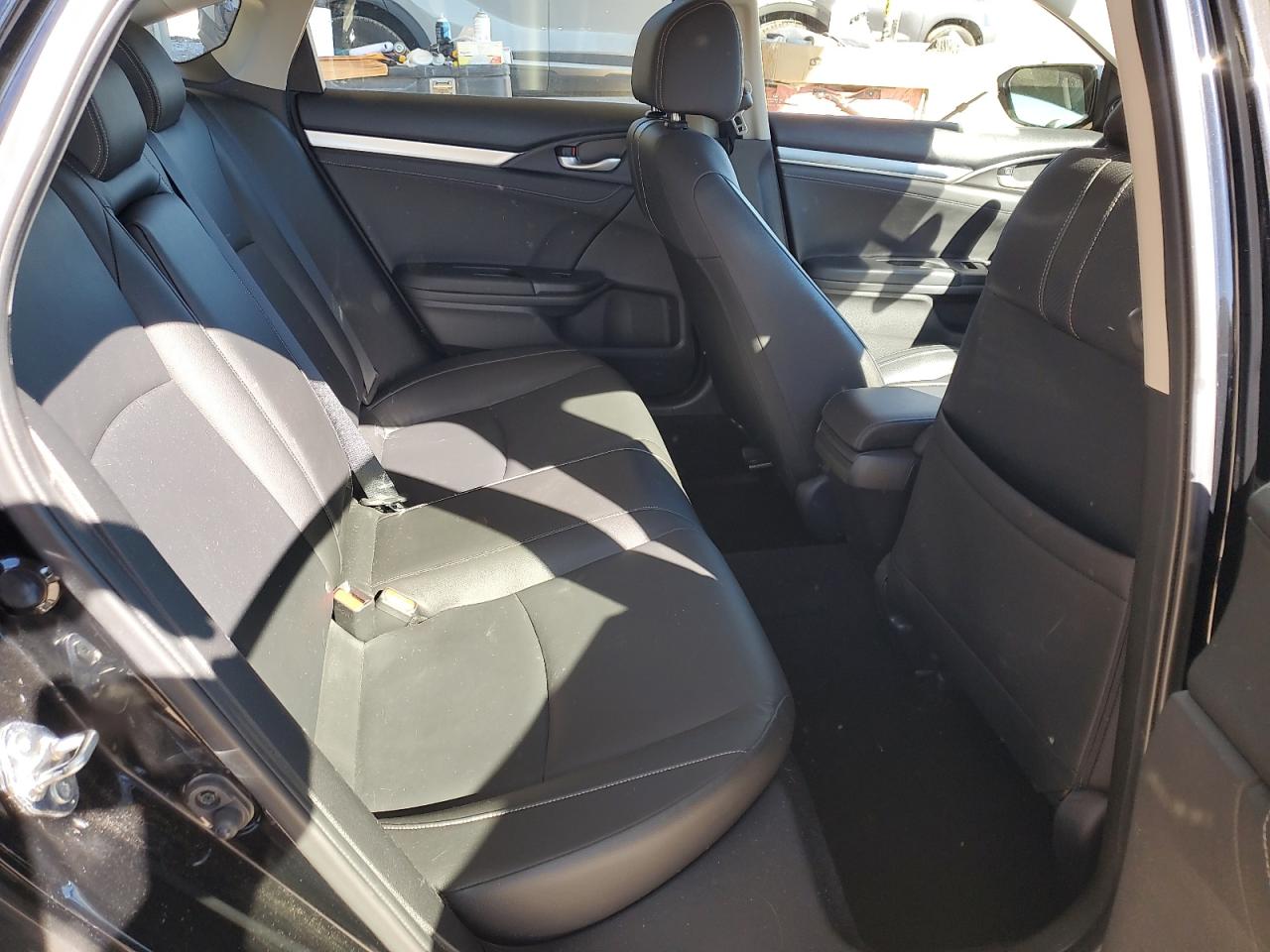 2018 Honda Civic - Image 10