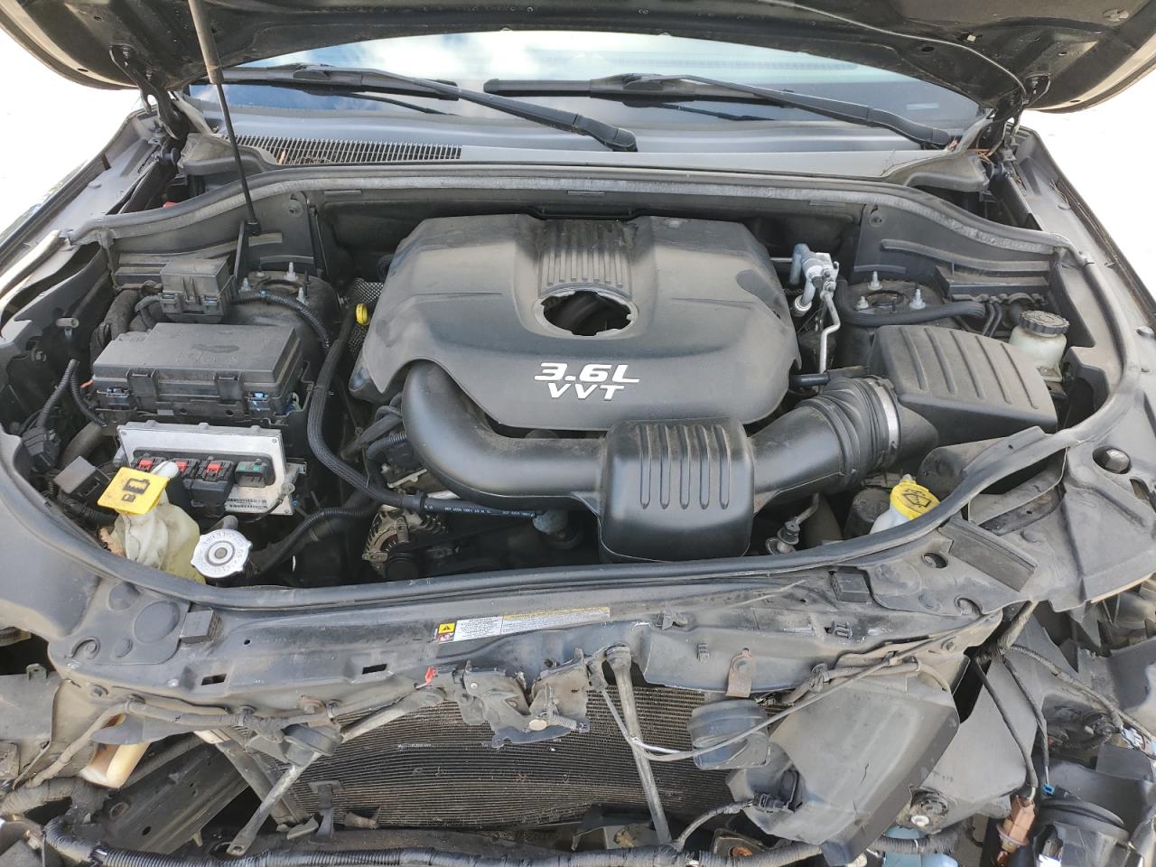 2012 Jeep Grand Cherokee - Image 13