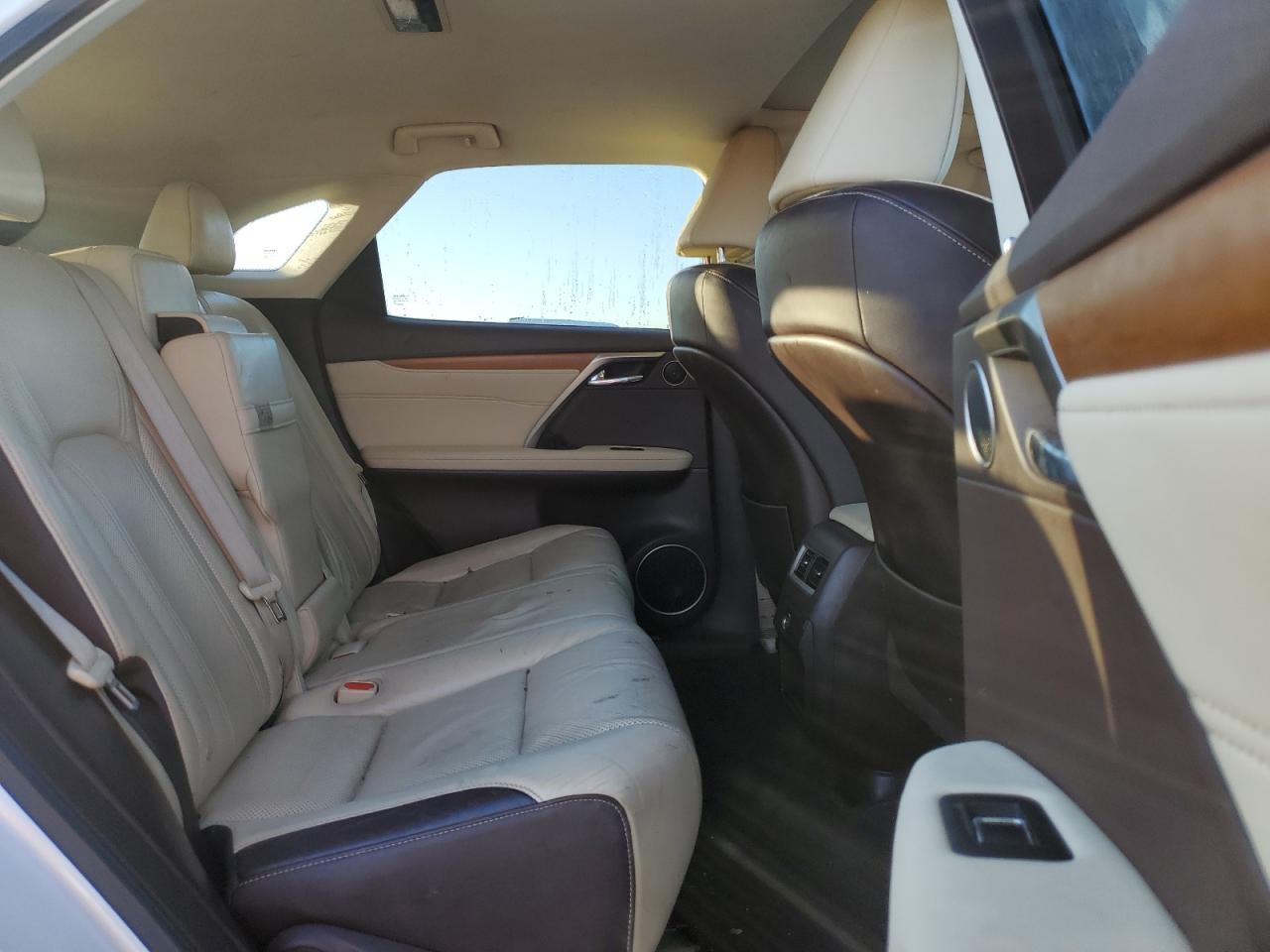 2016 Lexus RX - Image 11