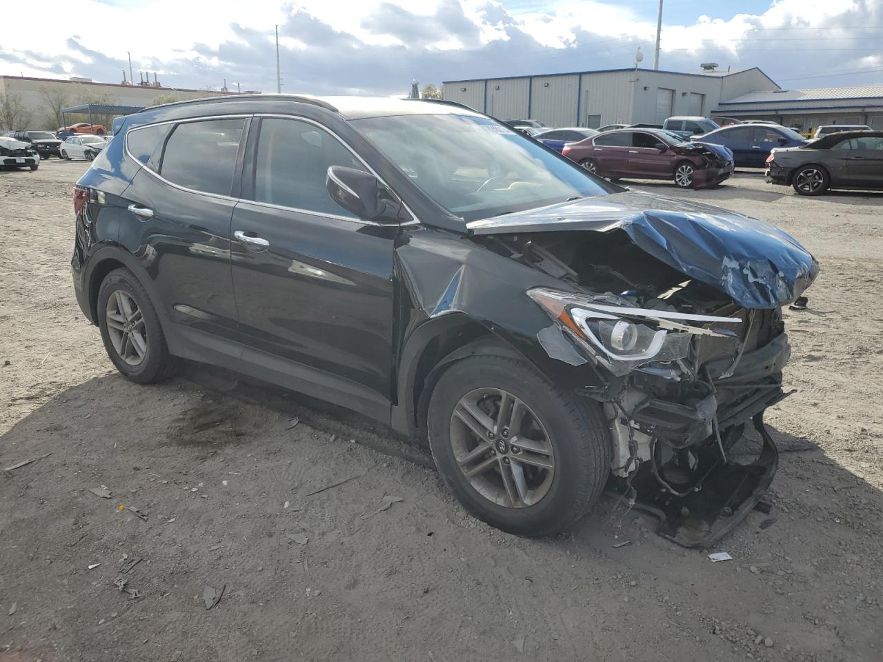 VIN 5NMZU3LB0JH063353 2018 HYUNDAI SANTA FE no.4