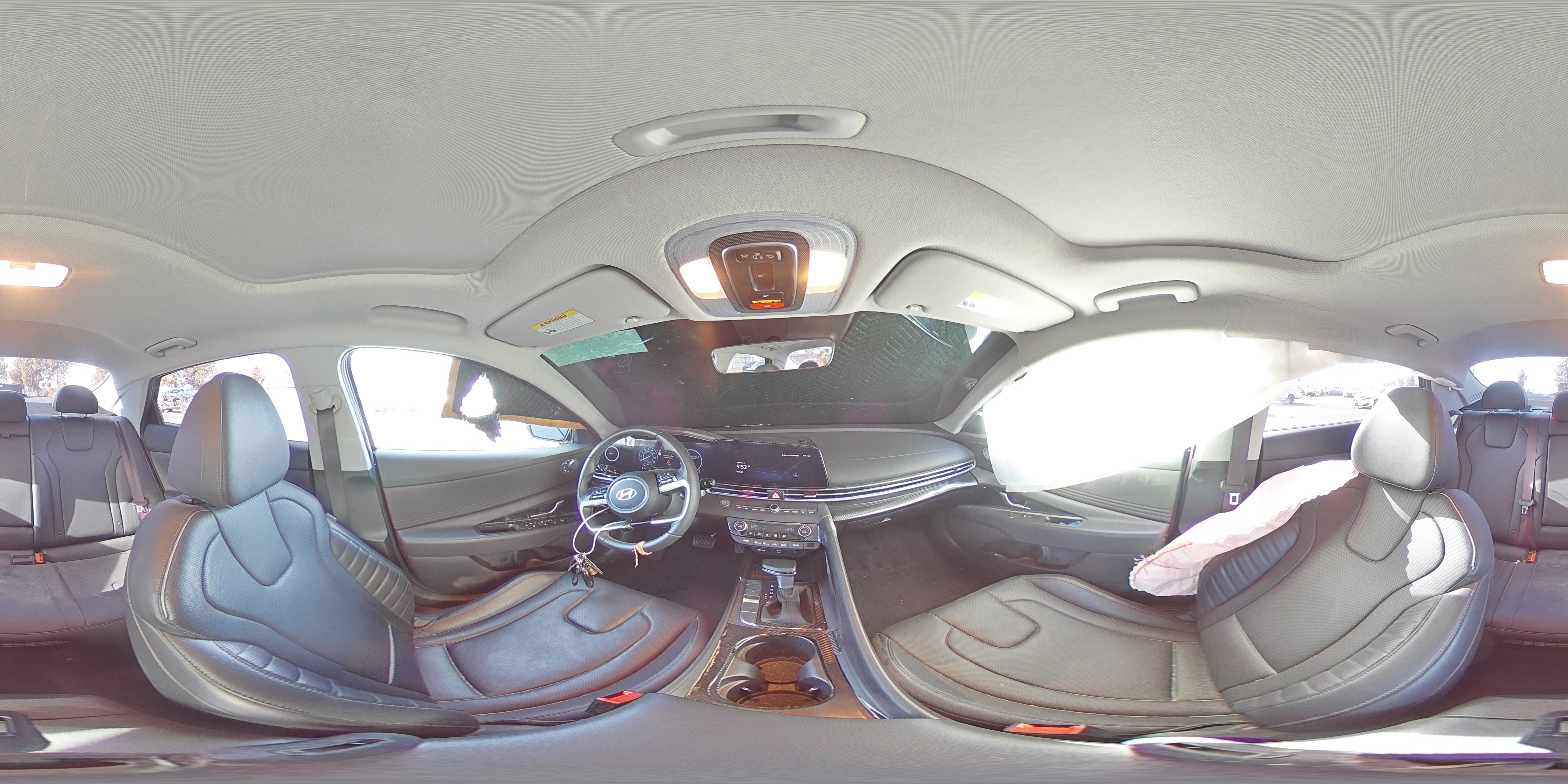 2024 Hyundai Elantra - Image 13