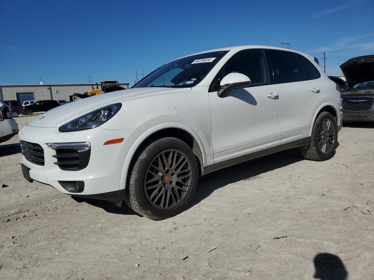 VIN WP1AA2A28HKA89831 2017 PORSCHE CAYENNE no.1