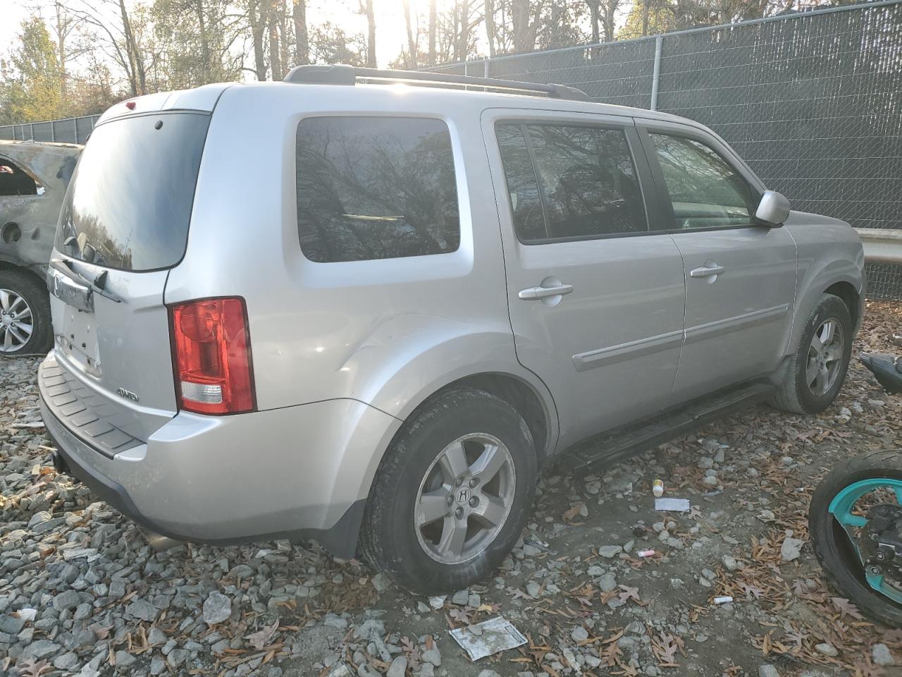 2011 Honda Pilot - Image 3