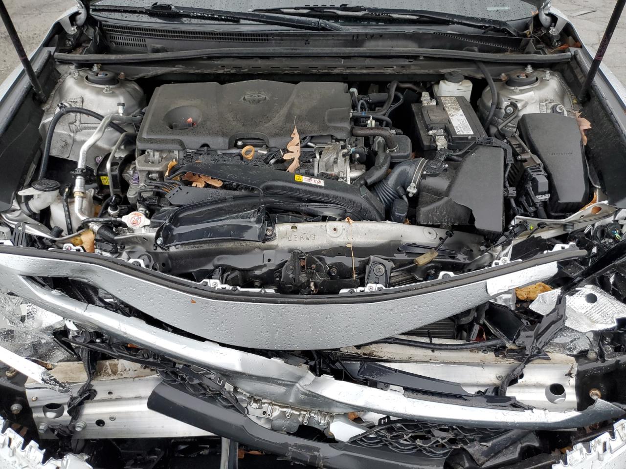 2019 Toyota Camry - Image 13