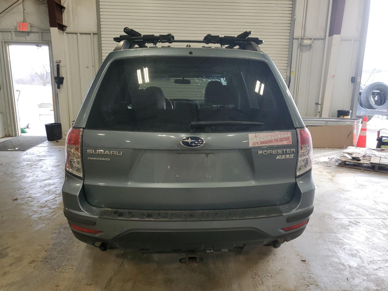 2010 Subaru Forester - Image 6