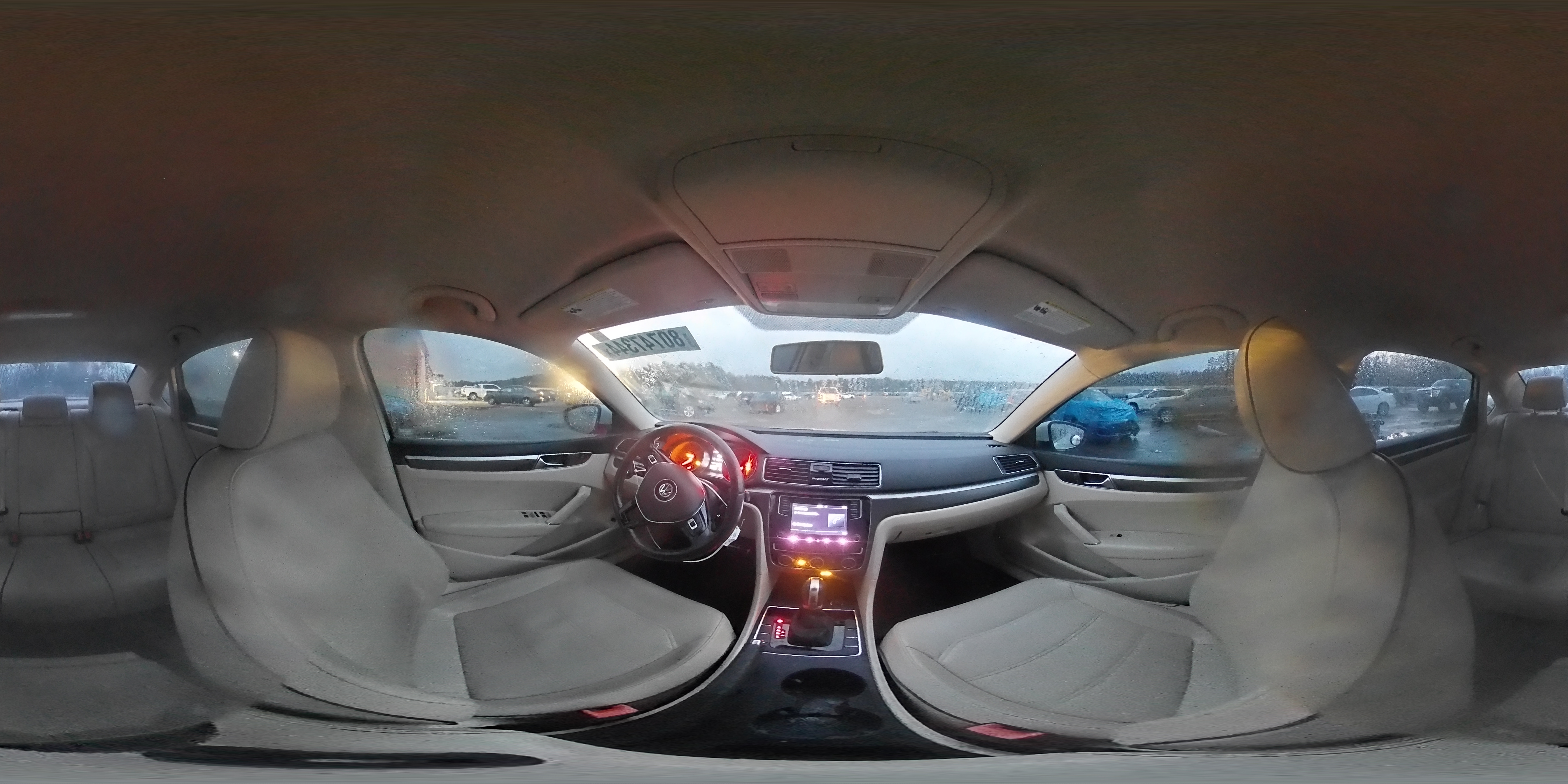 2018 Volkswagen Passat - Image 14