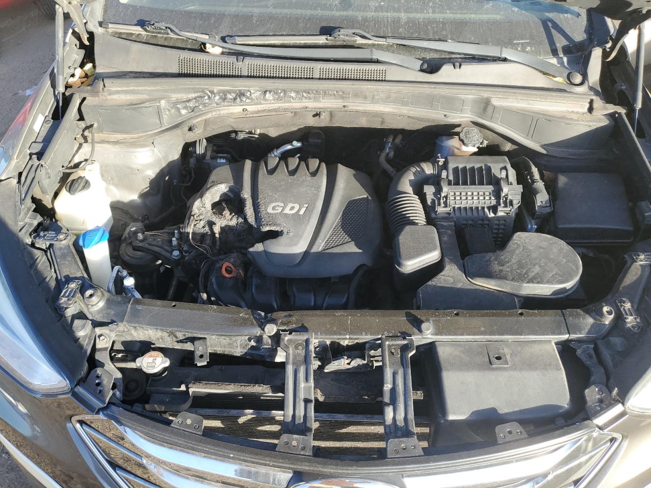 2013 Hyundai Santa Fe - Image 12