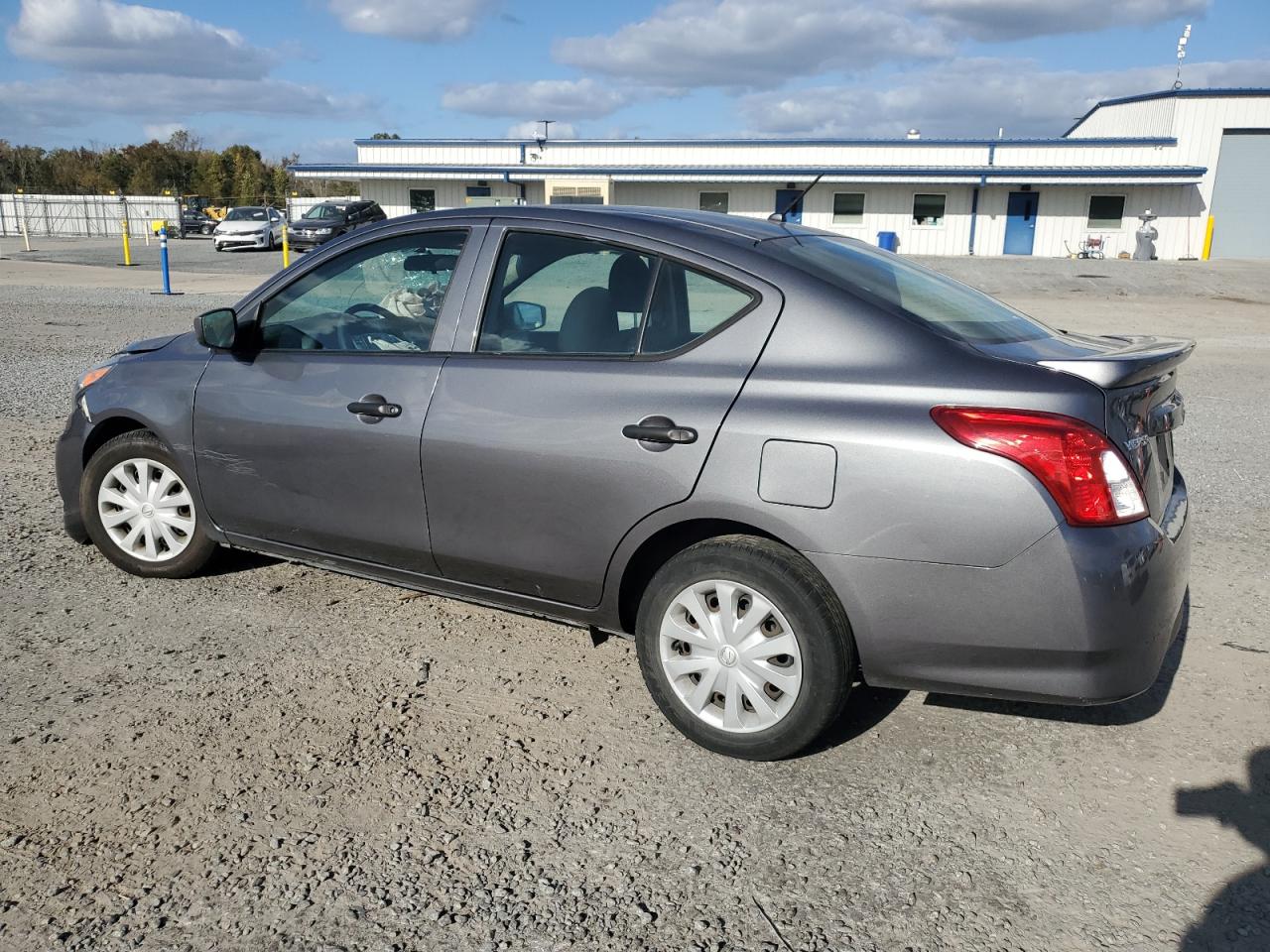 2018 Nissan Versa - Image 2
