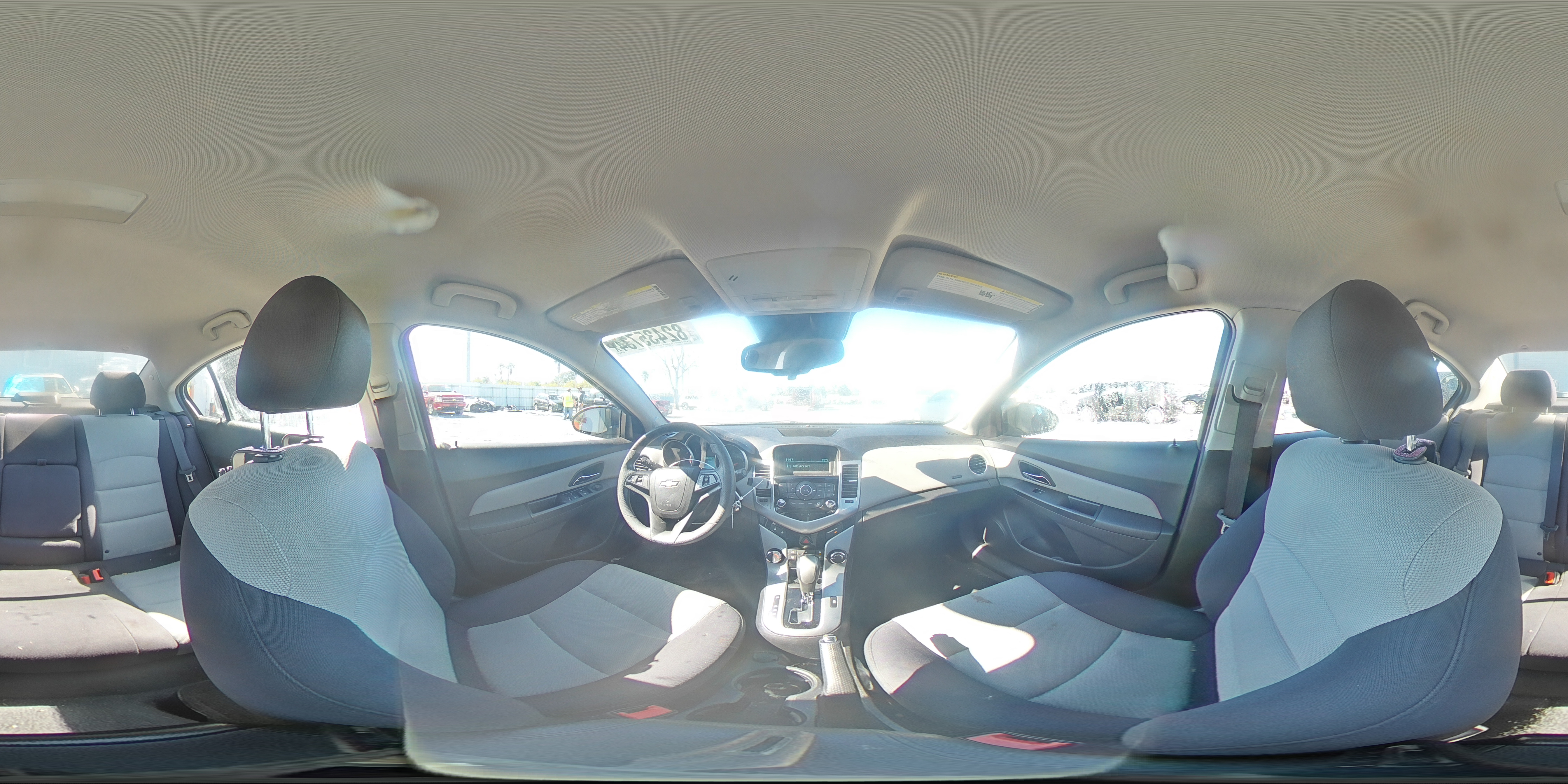 2013 Chevrolet Cruze - Image 15