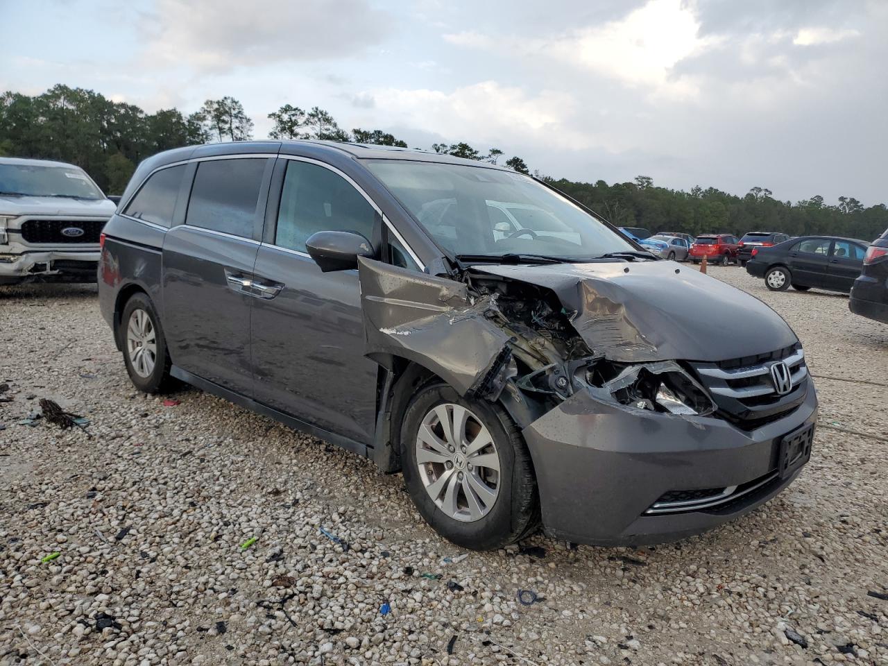2015 Honda Odyssey - Image 4