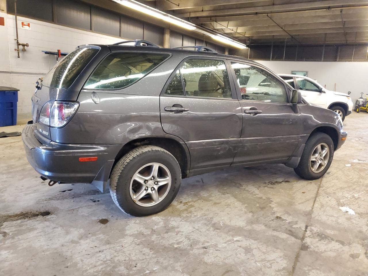 2002 Lexus RX - Image 3