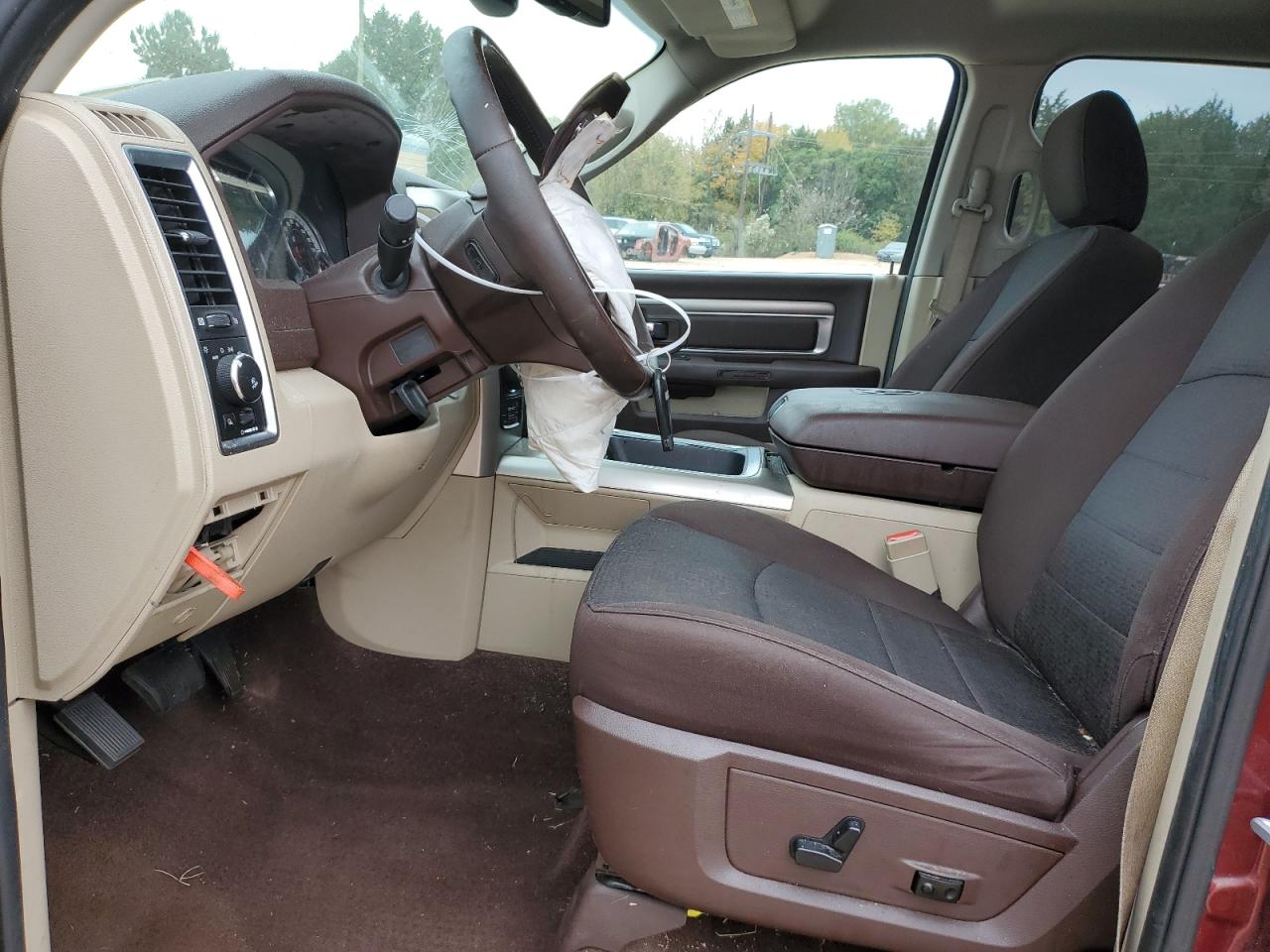 2016 RAM 1500 - Image 7