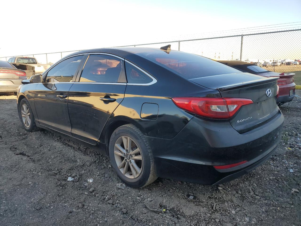 VIN 5NPE24AF6GH310483 2016 HYUNDAI SONATA no.2