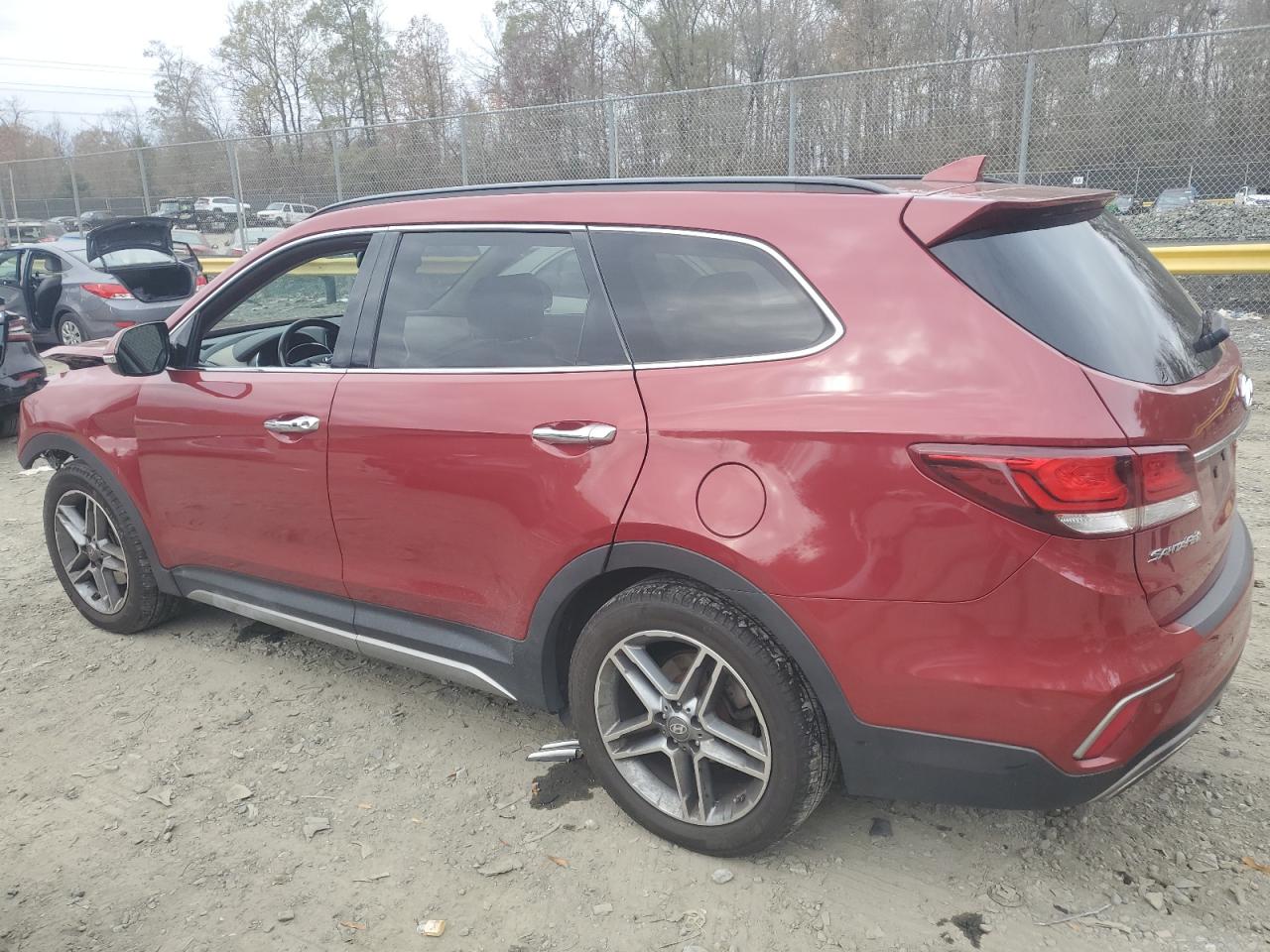 2017 Hyundai Santa Fe - Image 2