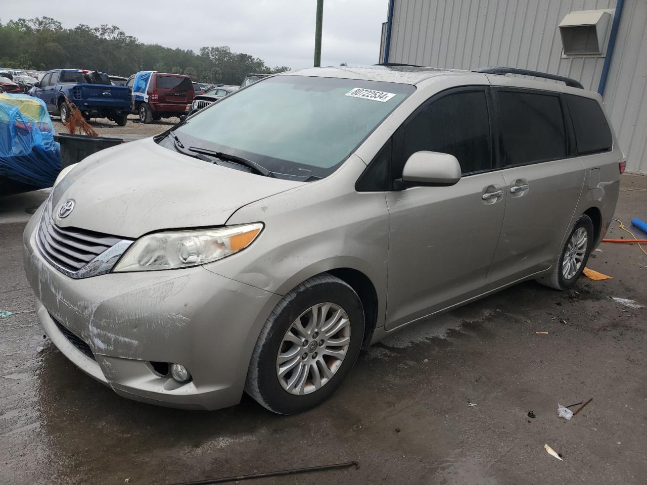 2016 Toyota Sienna Xle VIN: 5TDYK3DC6GS709221 Lot: 80722534