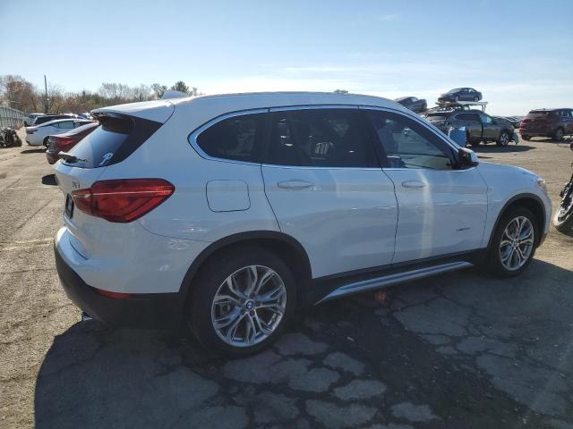  BMW X1 2016 Белый