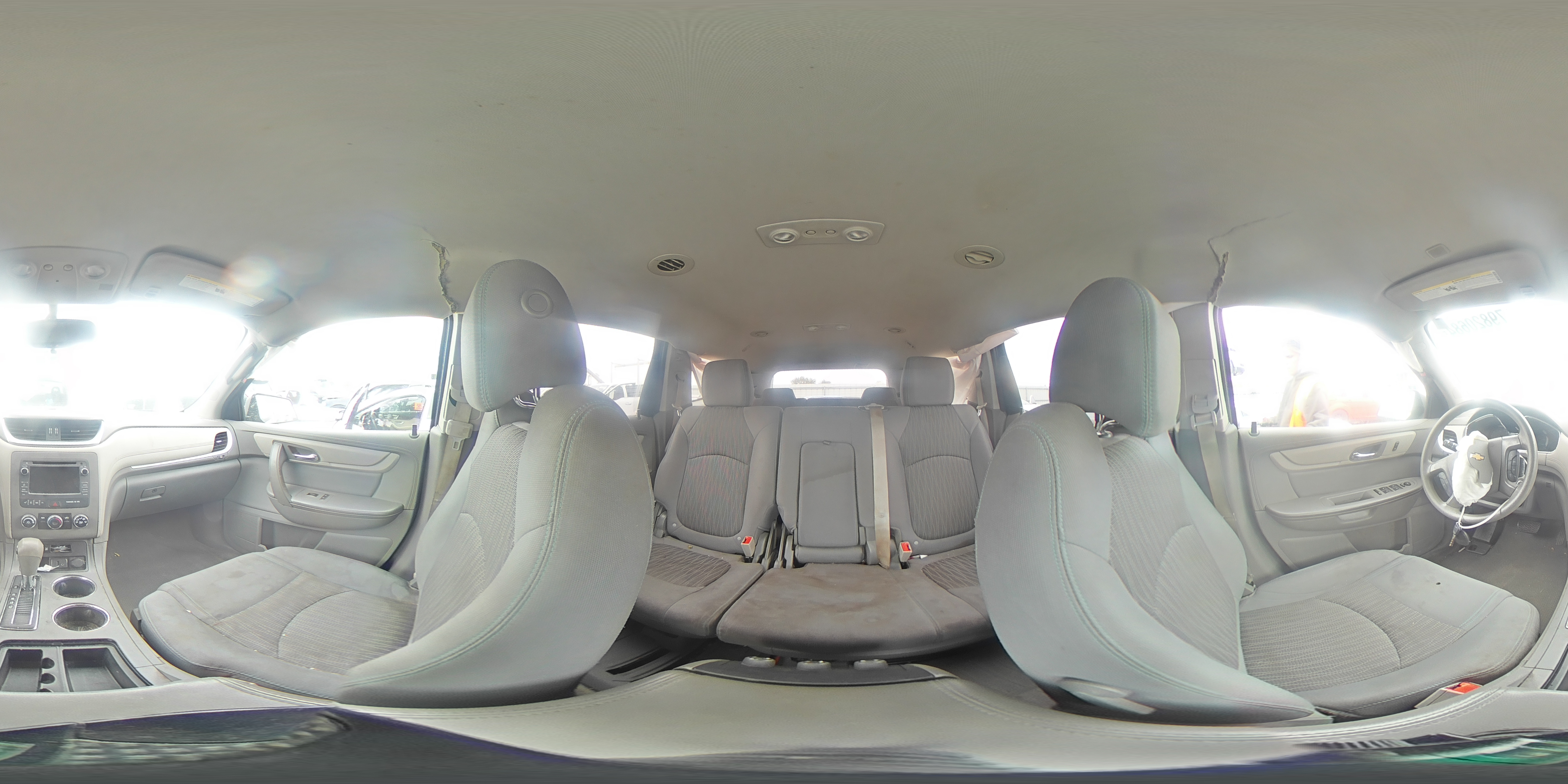 2017 Chevrolet Traverse - Image 13
