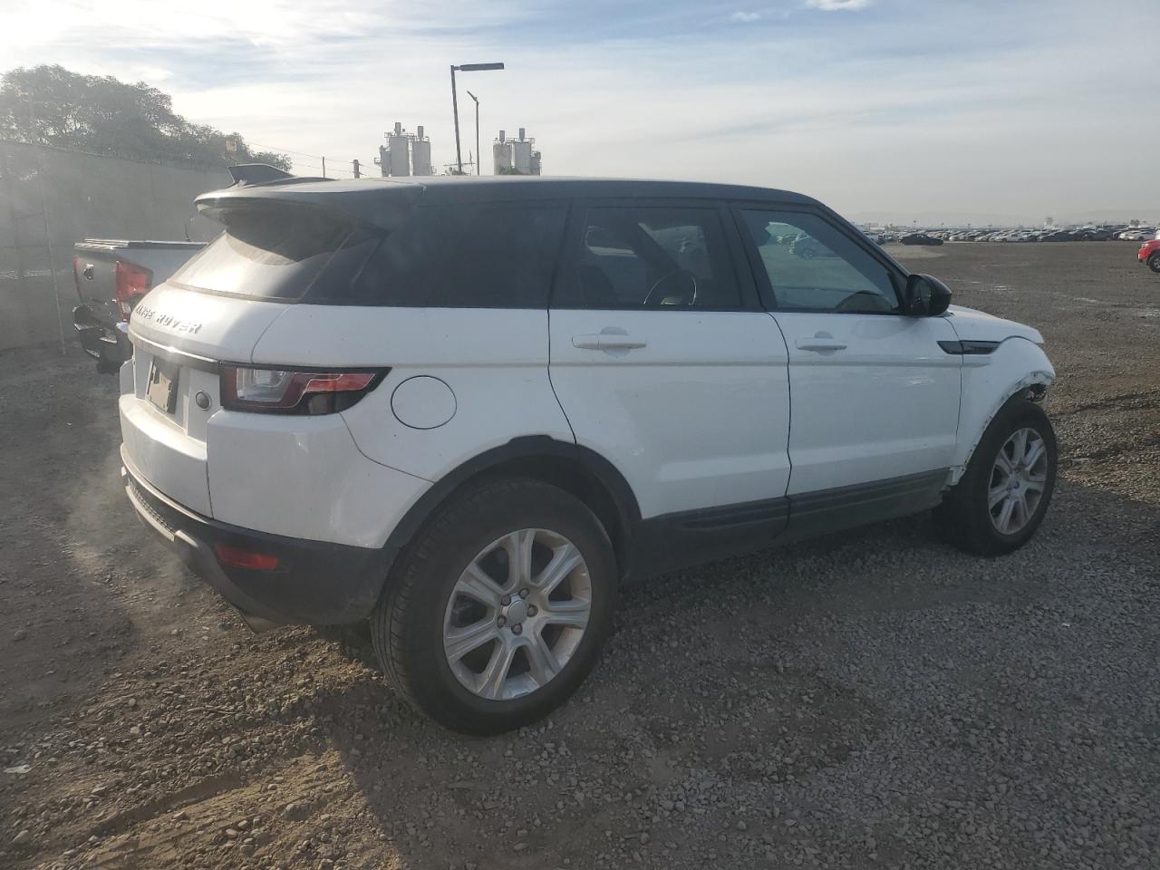 VIN SALVP2RXXKH347121 2019 LAND ROVER RANGEROVER no.3