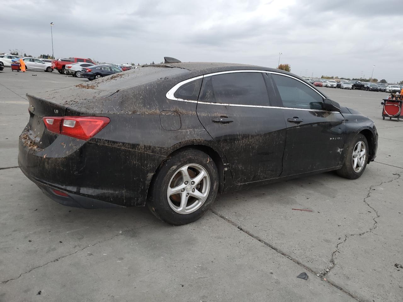 2016 Chevrolet Malibu - Image 3