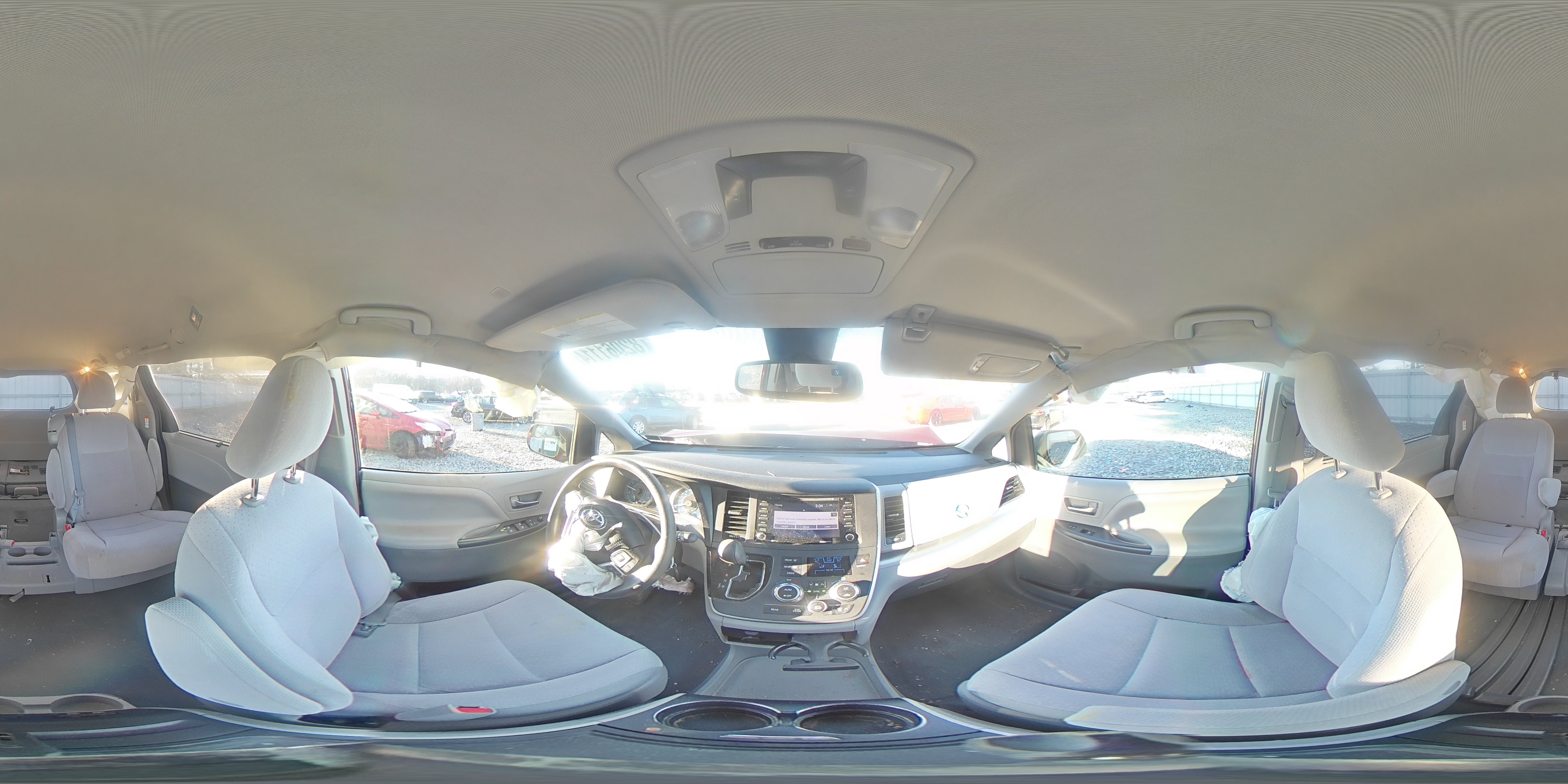 2020 Toyota Sienna - Image 14