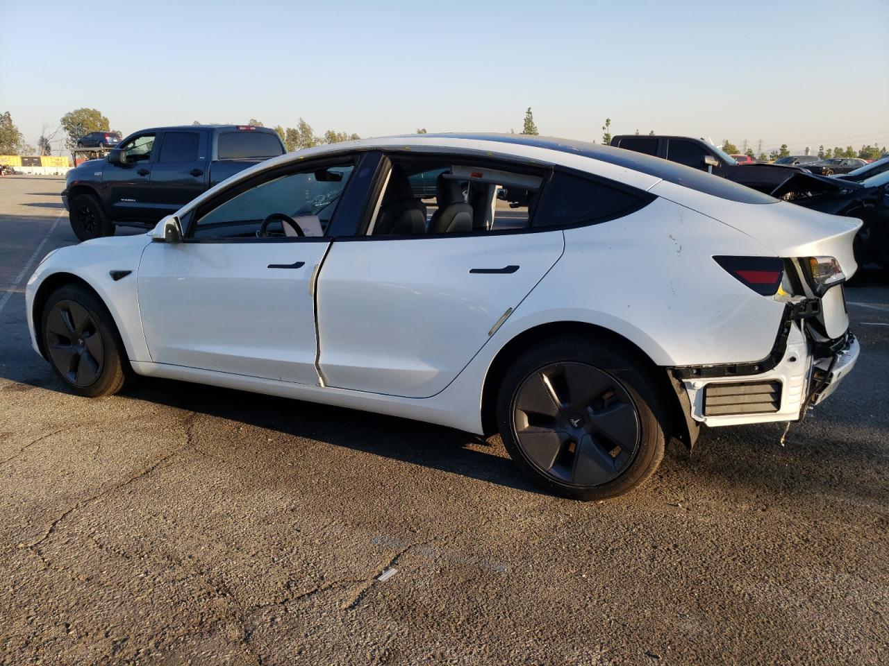 VIN 5YJ3E1EA8PF570412 2023 TESLA MODEL 3 no.2