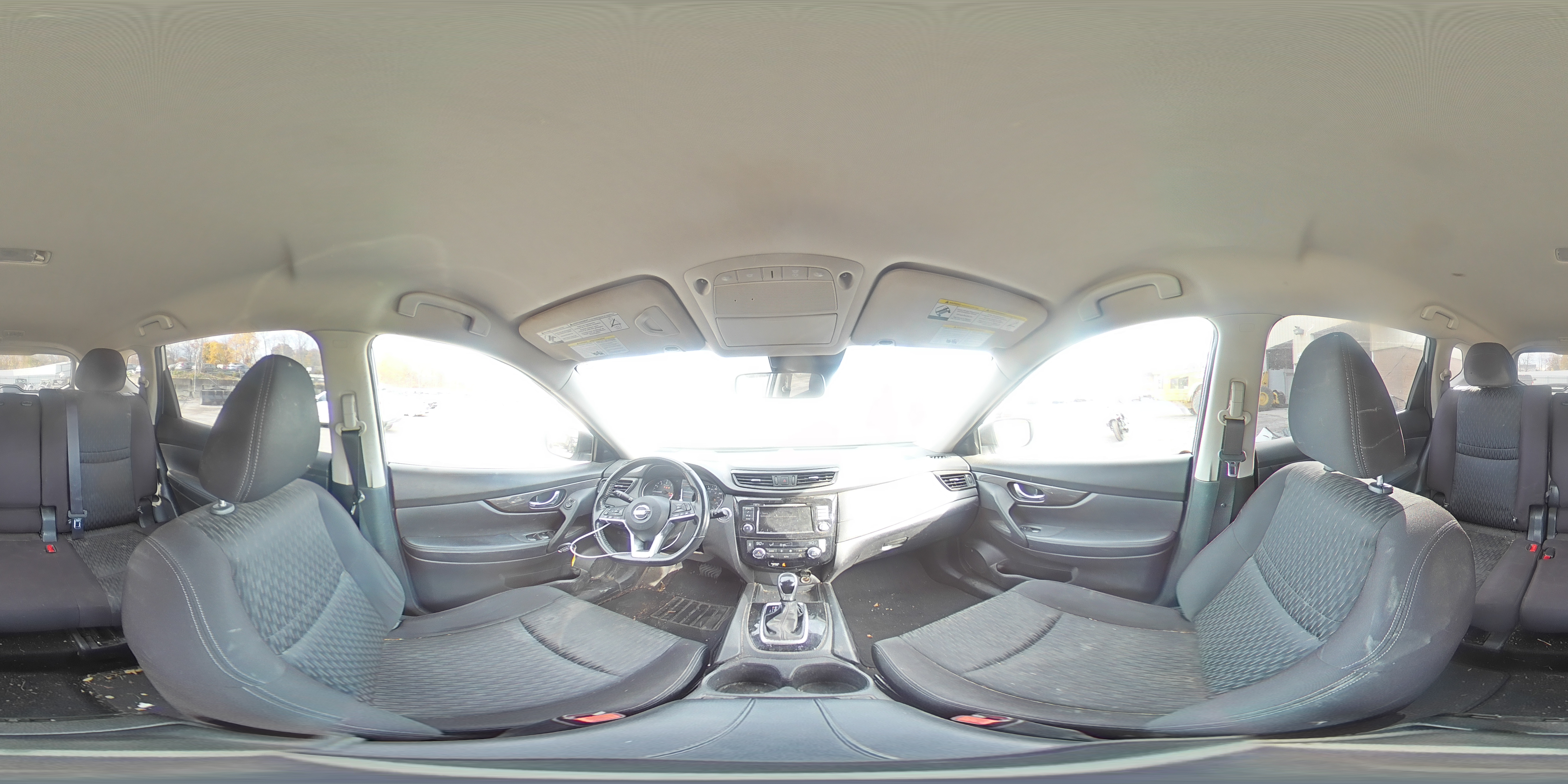 2019 Nissan Rogue - Image 13