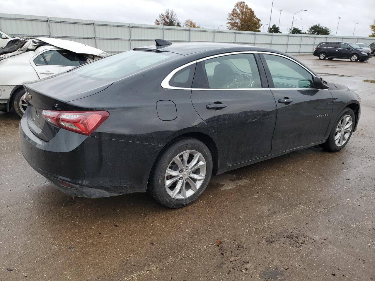 2020 Chevrolet Malibu - Image 3