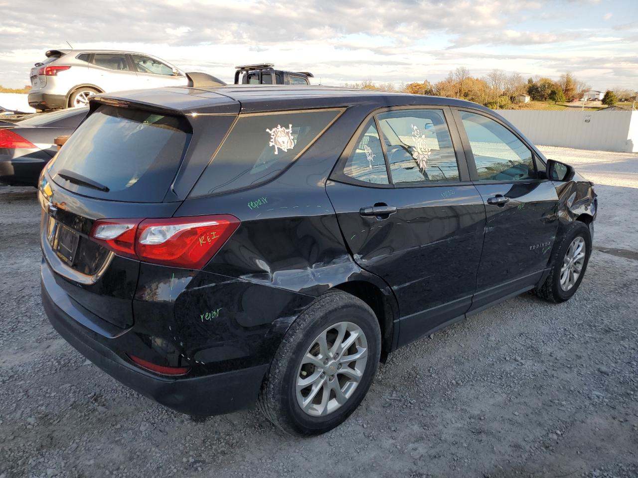 2020 Chevrolet Equinox - Image 3