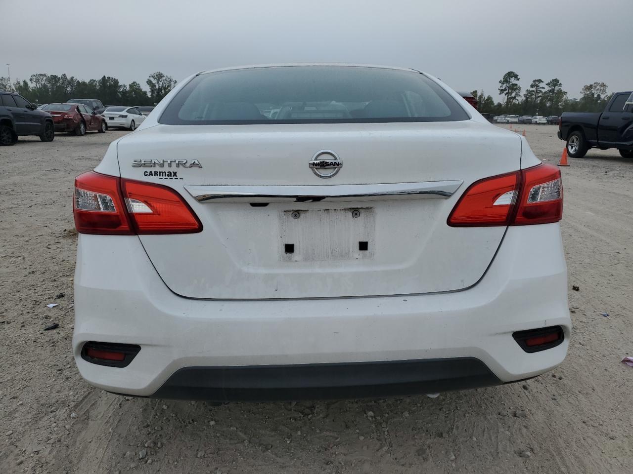 2018 Nissan Sentra - Image 6