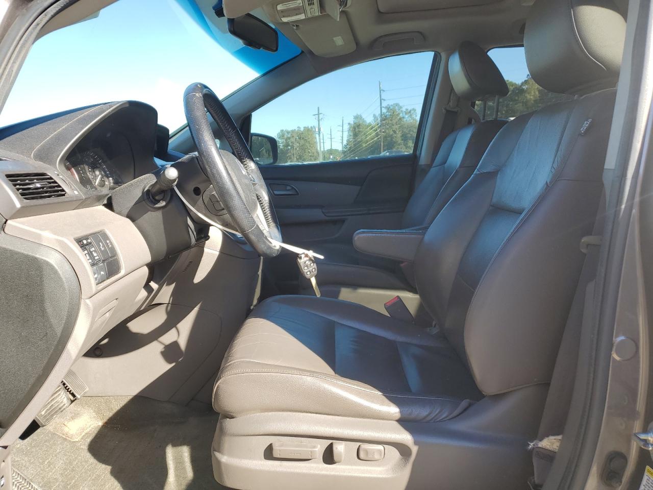2011 Honda Odyssey - Image 7