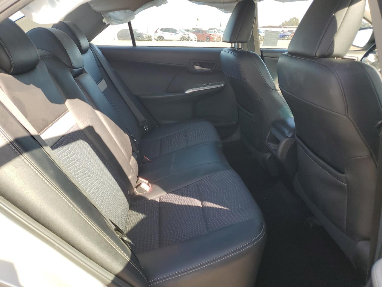 2014 Toyota Camry - Image 10