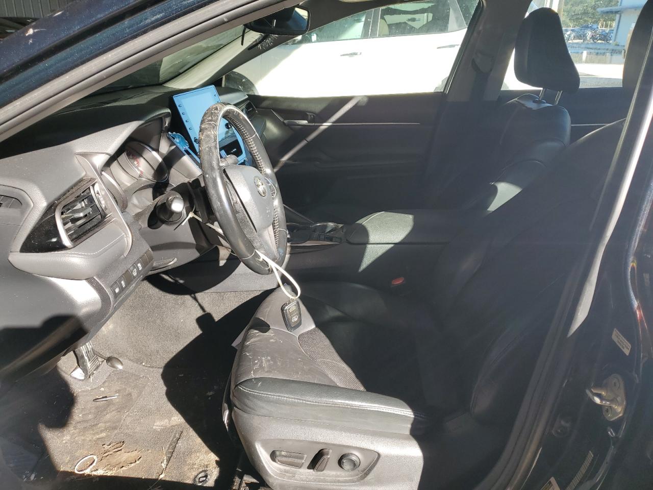 2021 Toyota Camry - Image 7