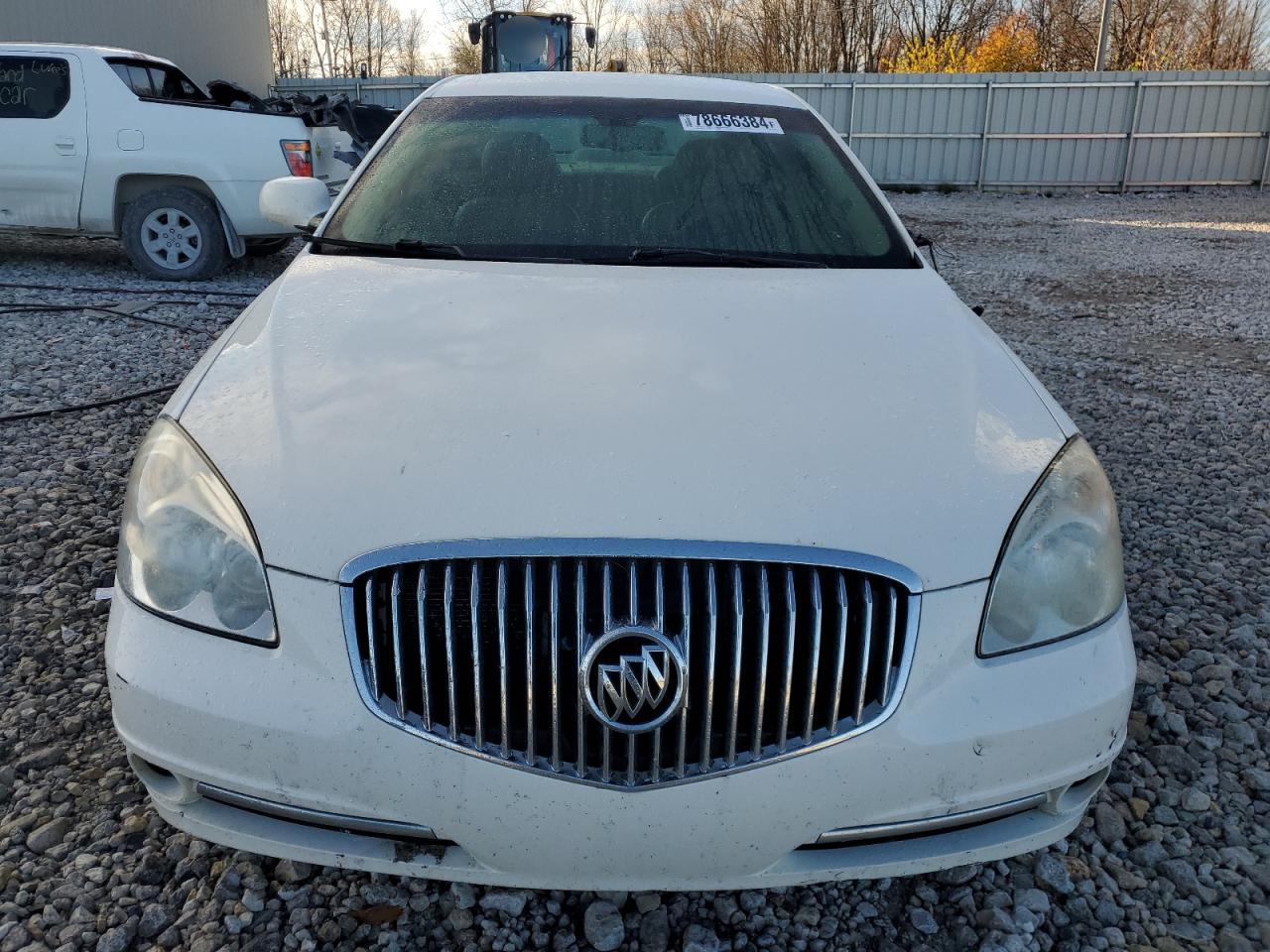 2011 Buick Lucerne - Image 5