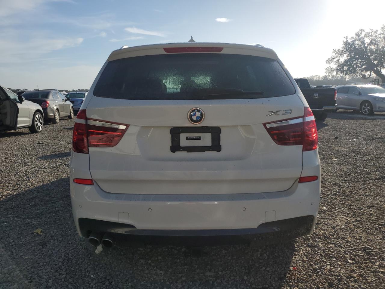 VIN 5UXWZ7C53F0M82910 2015 BMW X3 no.6