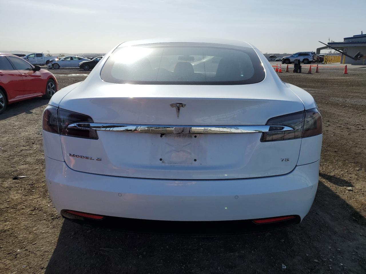 2016 Tesla Model S VIN: 5YJSA1E16GF162188 Lot: 79479544