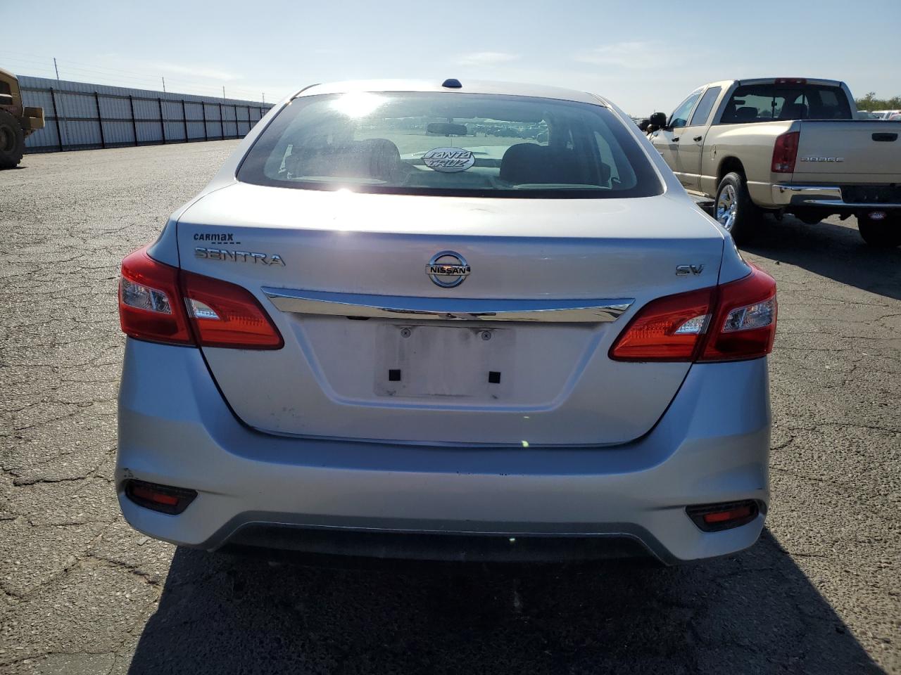 2018 Nissan Sentra - Image 6